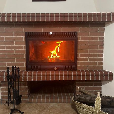 Alojamiento El Camarin Baños de la Encina Exterior foto