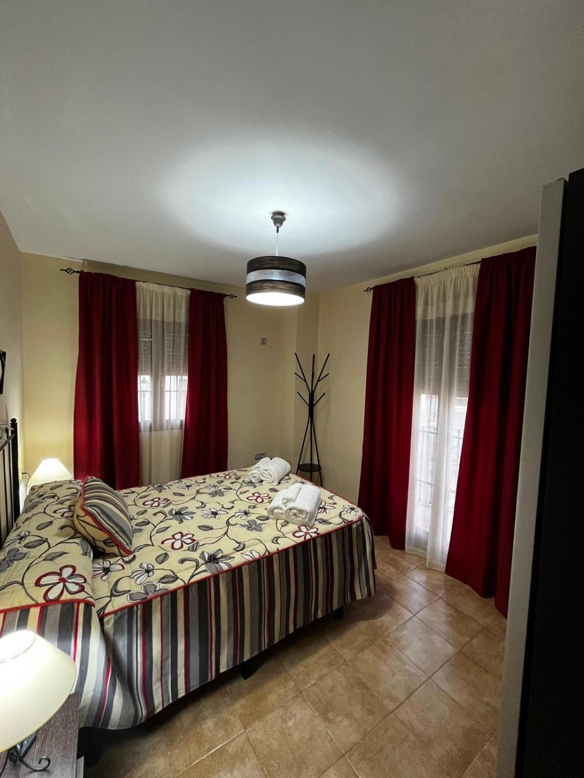 Alojamiento El Camarin Baños de la Encina Exterior foto
